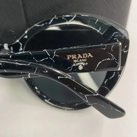 PRADA SPR 01Y 09V-5S0 round sunglass black marbletop black transparent